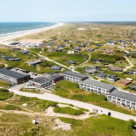 Paen Beliggende Pa 1 Sal Sj3215 Henne Strand